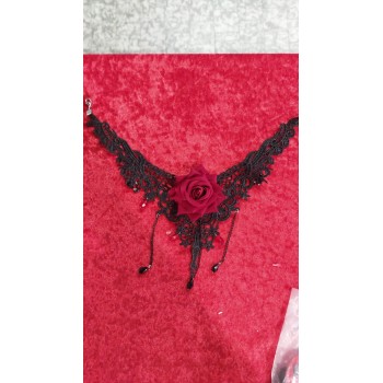 COLLARINO GOTICO CON ROSA